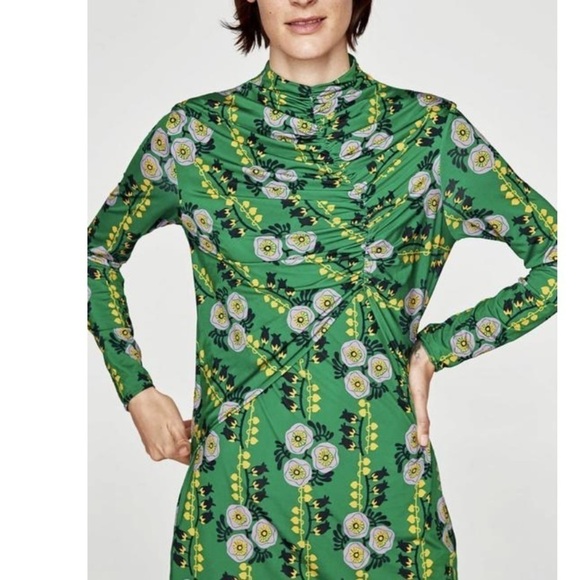 ZARA•NWOT Green Draped Casual Dress - Picture 4 of 11